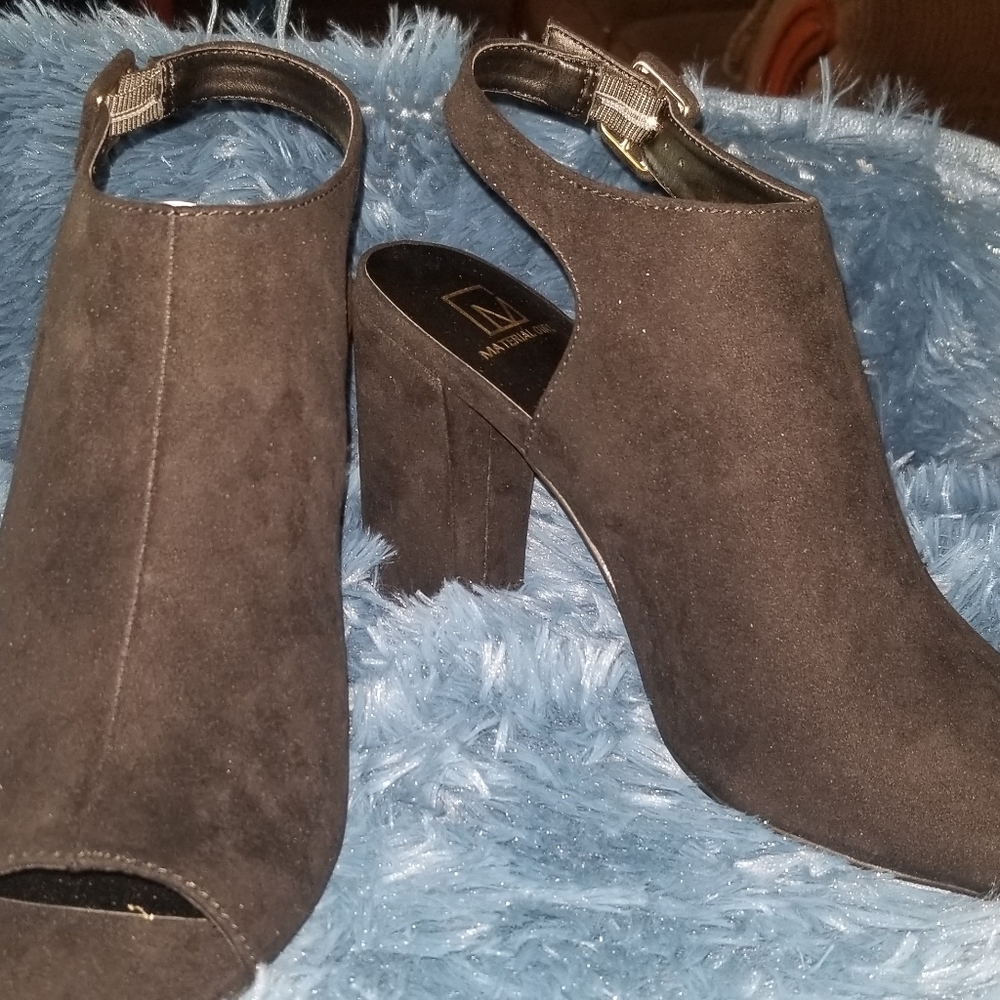 Women fall shoes